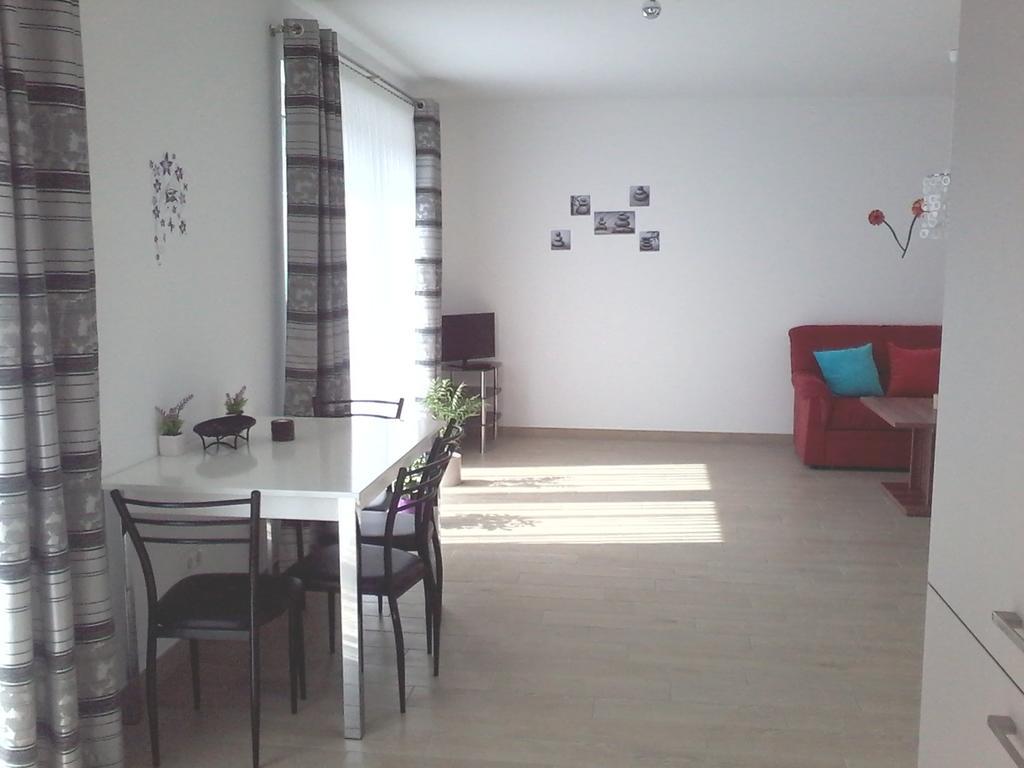 Ferienwohnung Franzenhof Beldorf Zimmer foto